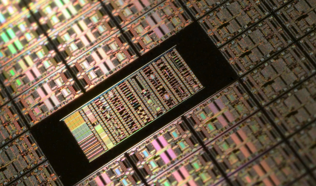 穿越供應(yīng)鏈風(fēng)暴帶，解碼分銷商不可替代的“戰(zhàn)略支點”效應(yīng)